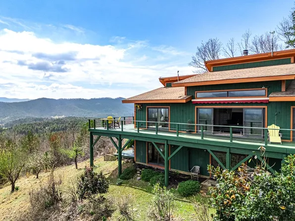 615 Sheep Knob, Brasstown, NC 28902