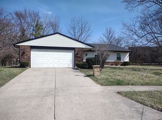 6111 Gate Manor Ct, Dayton, OH 45424