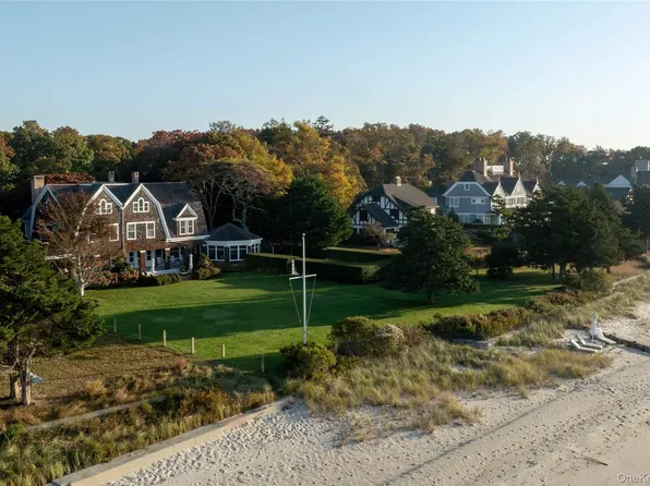 12120 New Suffolk Avenue, Cutchogue, NY 11935