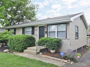 1235 Beechwood Rd, Columbus, OH 43227