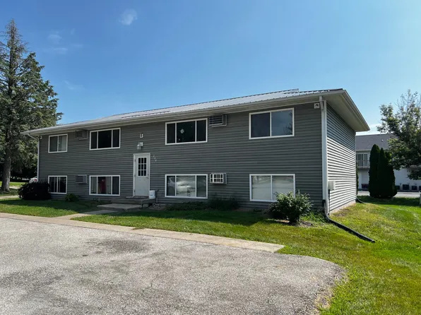 230 S. Chestnut Street, 230 S Chestnut St APT 1, North Liberty, IA 52317