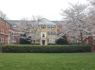 6609 10th St UNIT B2, Alexandria, VA 22307