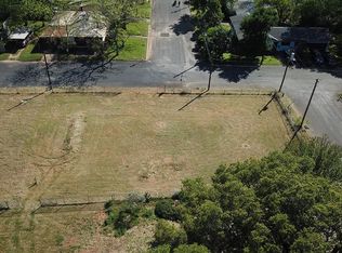 701 North Elk, Fredericksburg, TX 78624