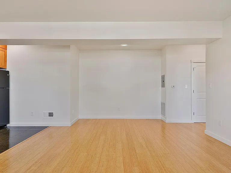 67 Parkridge Dr — Photo 8