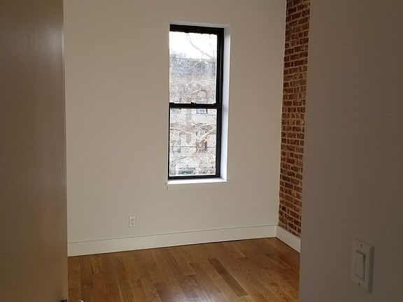 5th image of 2856 47th St APT 2F