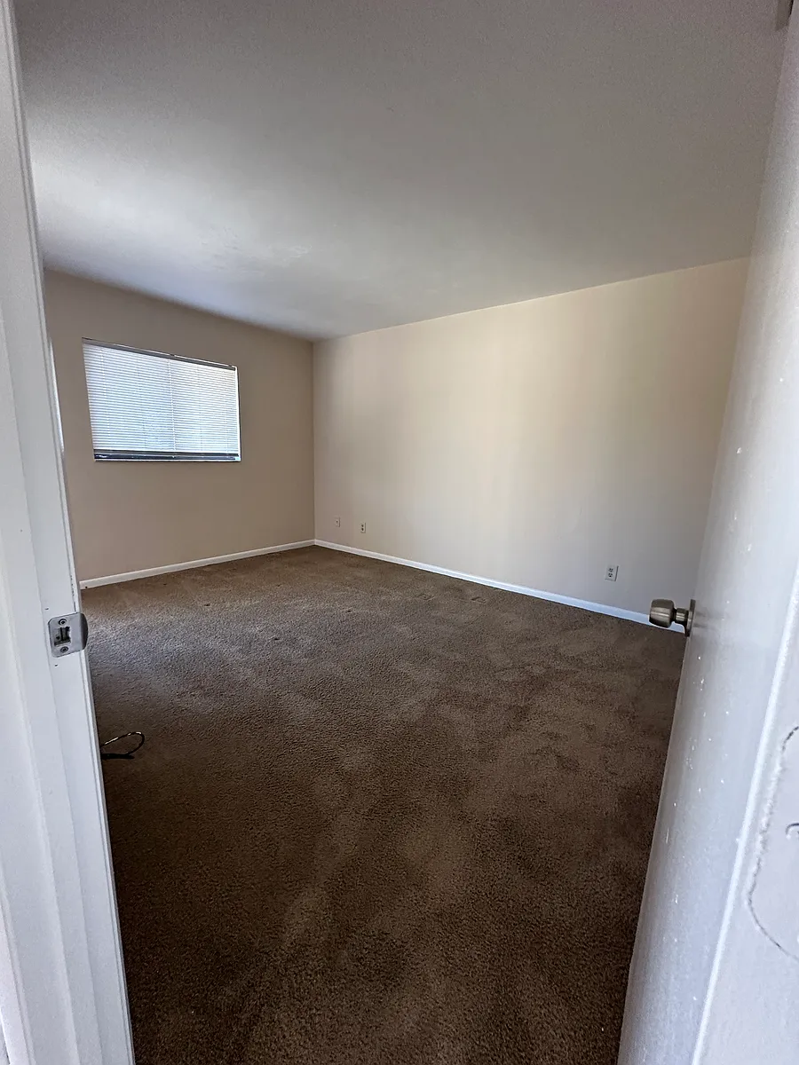 Building Photo - 27600 S View Dr #153