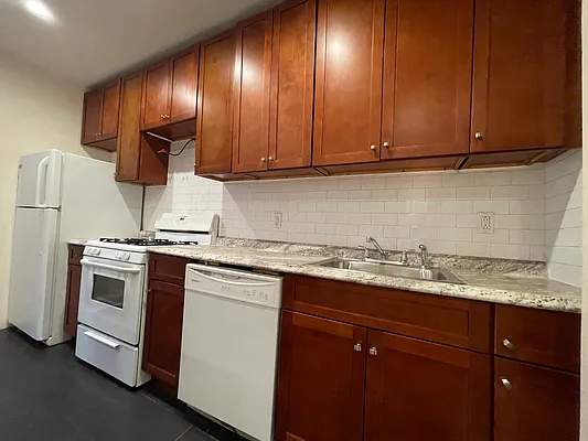 Rented by Citi Living Solutions | media 3