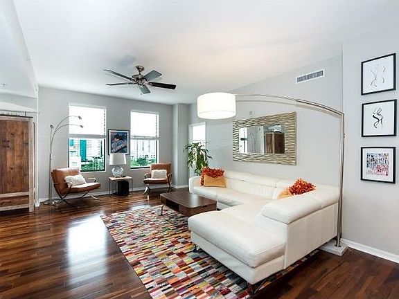 3rd image of 226 5th Ave N APT 806