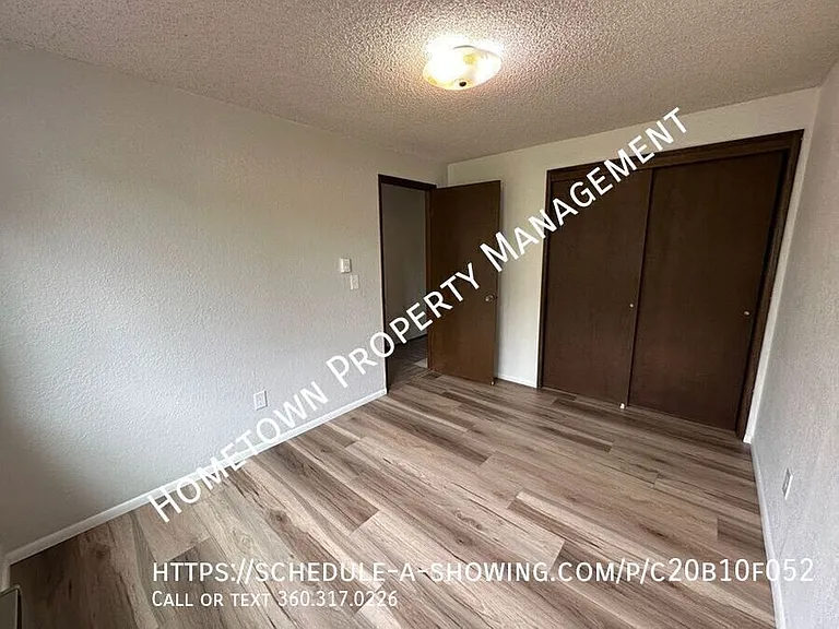 214 65th Way SW #B — Photo 9