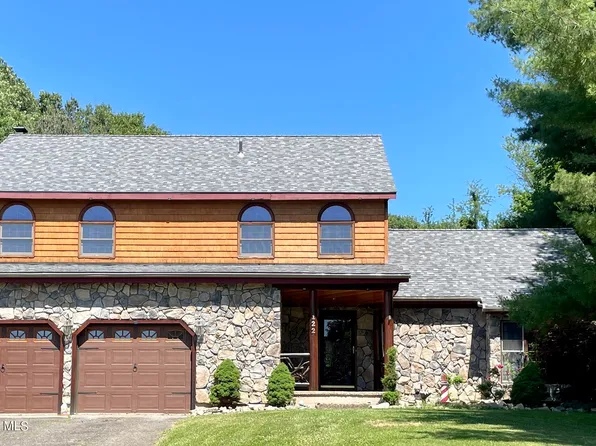 122 Southbury Road, Clifton Park, NY 12065