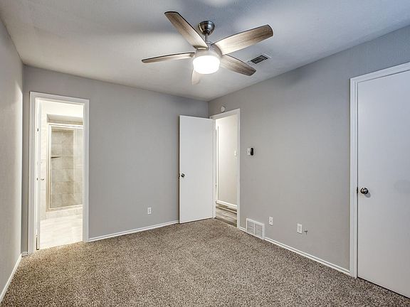 2nd image of 822 Skyline Dr