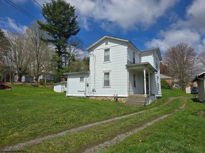 102 Beverly St, Kingwood, WV, 26537