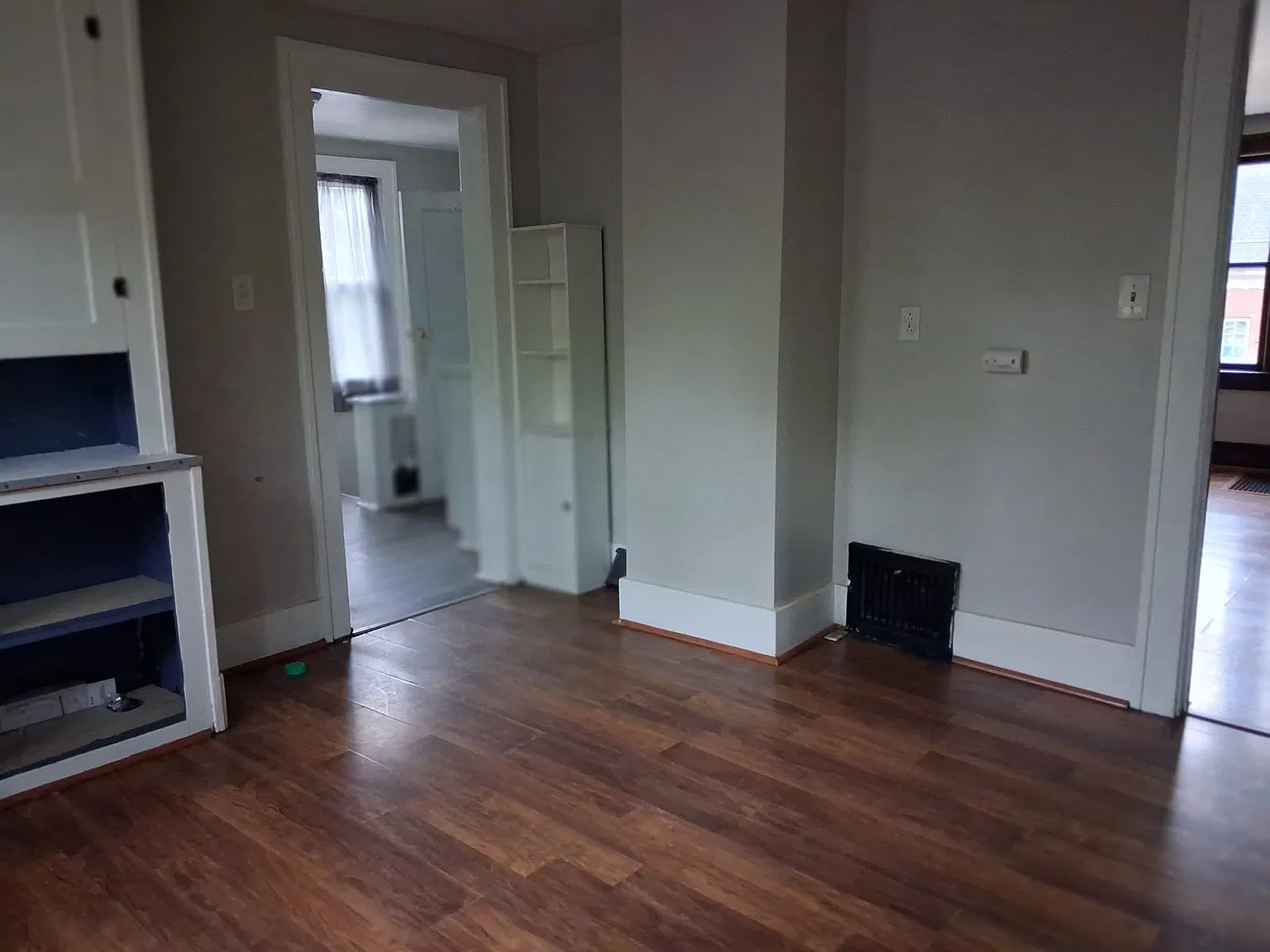 1 bed, 800 sqft, $899 — Photo 3