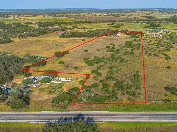 216 County Road 429, Stockdale, TX 78160