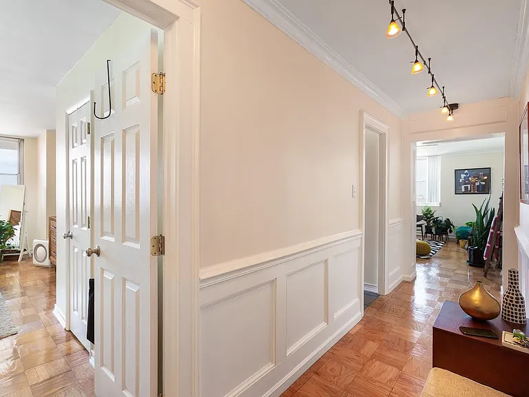 6040 Boulevard East #19B — Photo 14