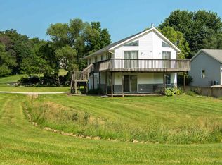 463 Marstonmoor Rd, Davis, IL 61019