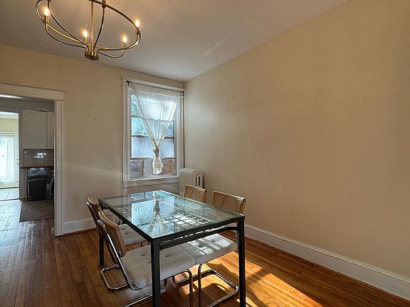 4th image of 2120 4th St NE