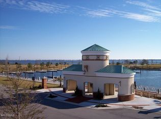 16 Btslip 16b Lck #B, Newport, NC 28570