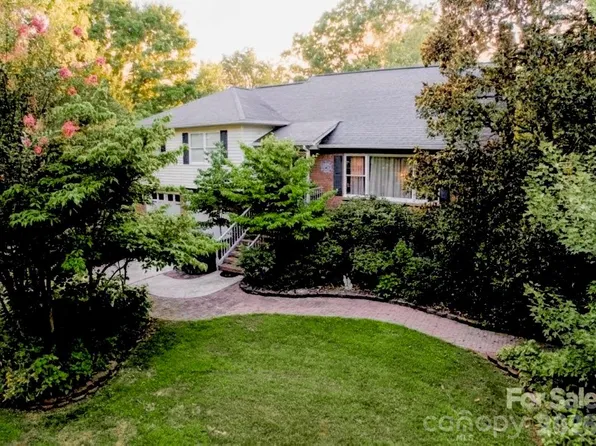 119 Country Meadow Ln, Kings Mountain, NC 28086