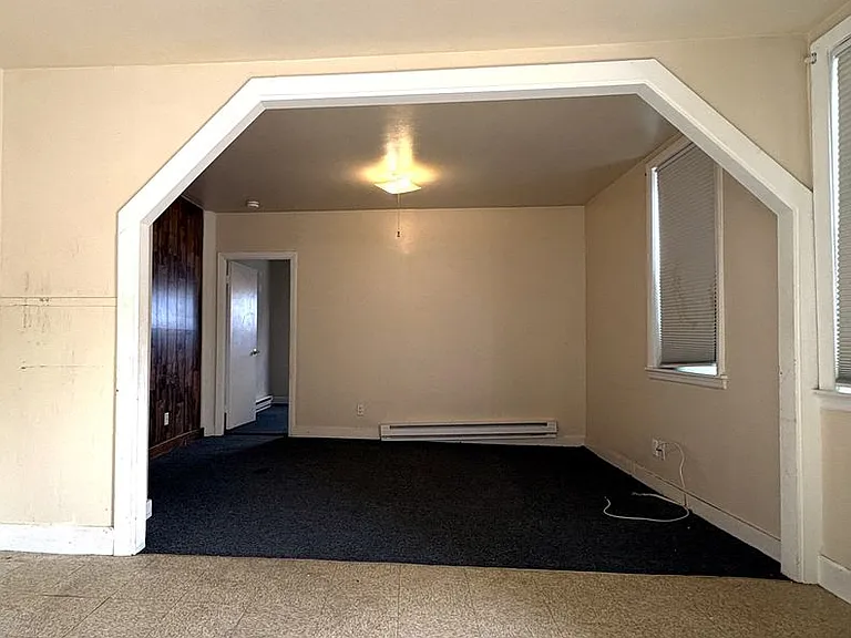 5 Ellis Avenue — Photo 3