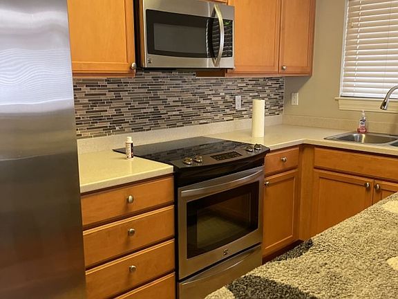 2nd image of 302 Pulihi St