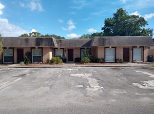 5832 Pine St, New Port Richey, FL 34652