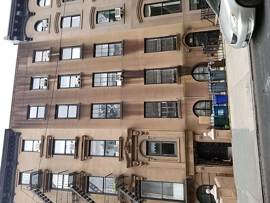 Rented by Frank Valvo Real Estate | media 12
