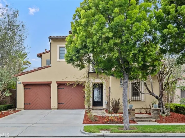 25 Tall Hedge, Irvine, CA 92603