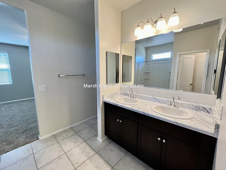 2119 S 46th St — Photo 18