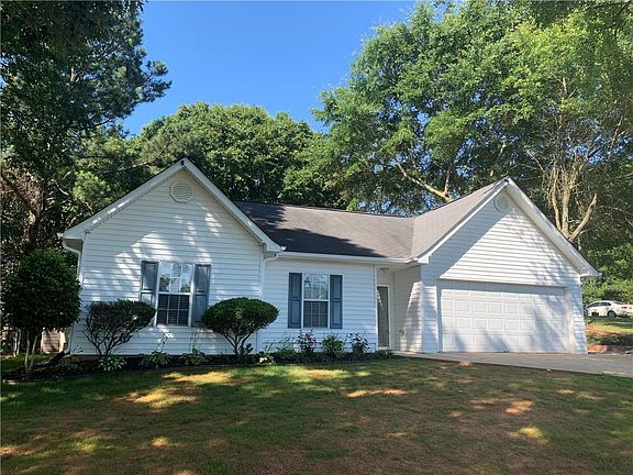 2nd image of 4911 Tracy Ln