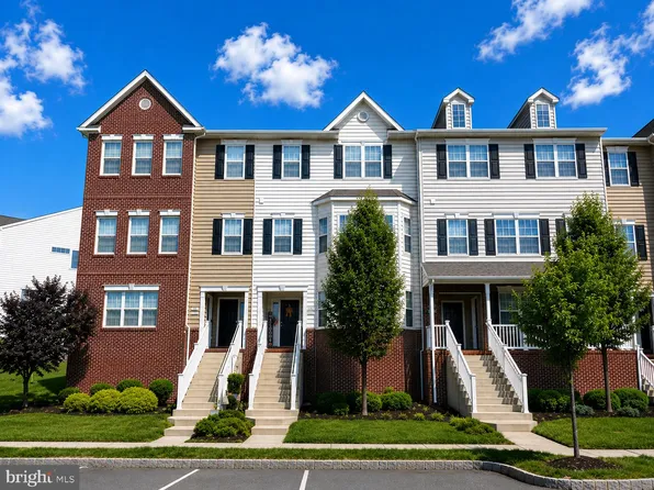 3060 Goshen Dr #M71-l, Pennsburg, PA 18073