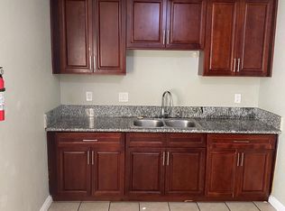 405 W Shamrock St APT C, Rialto, CA 92376