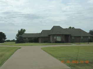 217 SW Logue Rd, Cache, OK 73527