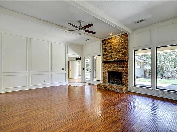4th image of 3304 Oswego Dr