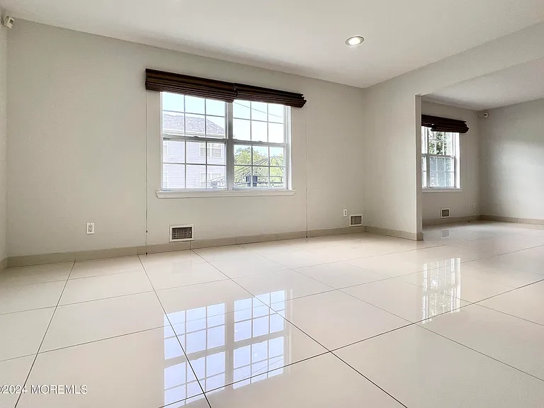 35 Woodpecker Way — Photo 14