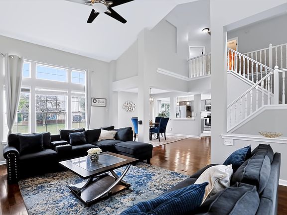 5th image of 752 Speedway Woods Dr
