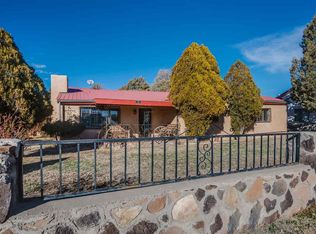 703 E Pueblo Dr, Espanola, NM 87532