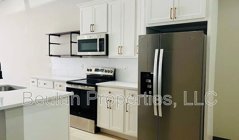 1836-1838 S 10th St #1836 — Photo 9