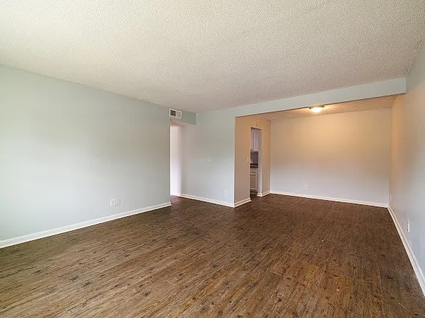 East Lake Apartments