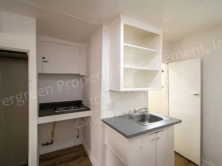 168 S Lincoln Ave — Photo 7