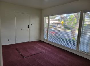 520 Hyde Park Pl, Inglewood, CA 90302