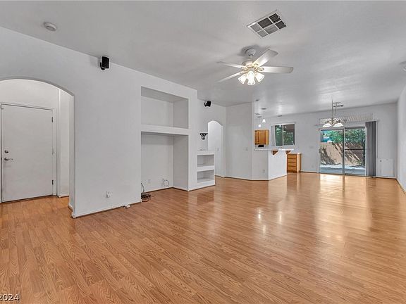 4th image of 8644 Honey Vine Ave