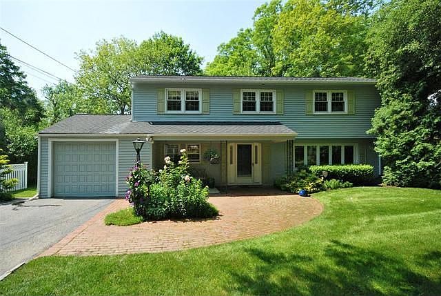 1st image of 60 Harriet Ln