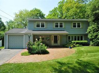 60 Harriet Ln, Huntington, NY 11743