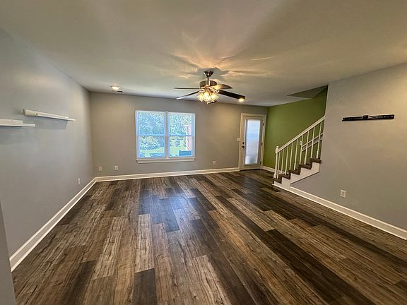 5th image of 138 Cambridge Dr Unit C2