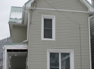 338 Susquehanna Ave, Renovo, PA 17764