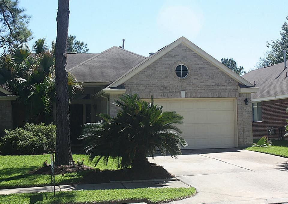 1st image of 18307 Water Mill Dr