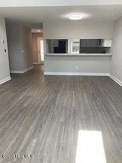 2 bed, 2.0 bath, $2,100 — Photo 2