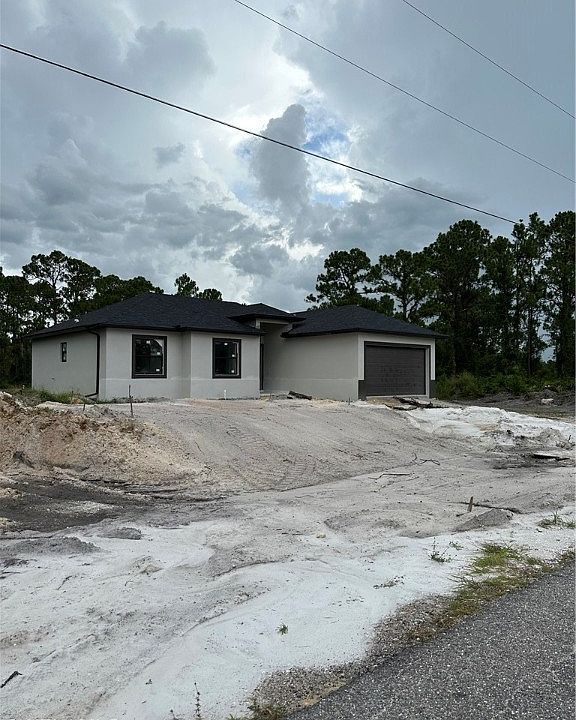 2nd image of 1005 8th Ave