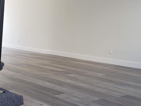 2nd image of 1234 Mariposa St APT 2